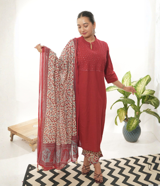 Śāradā Cotton Suit Set
