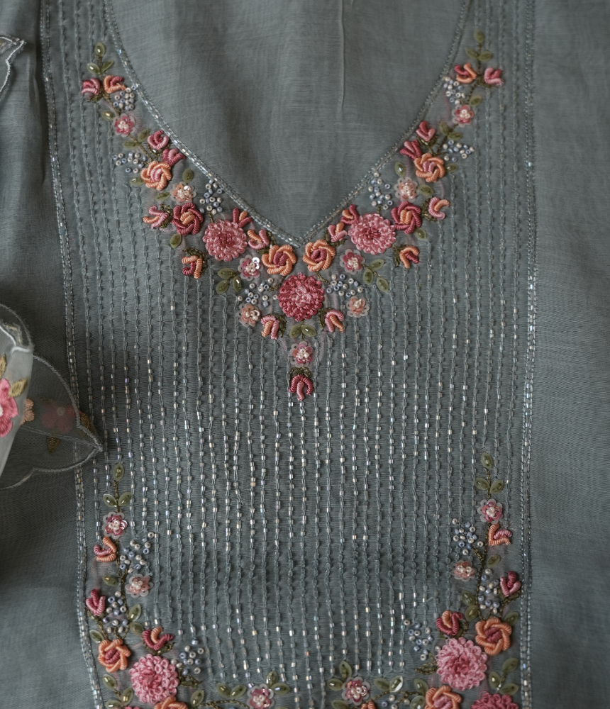 Sunehri Bagh Unstitched Suit Set