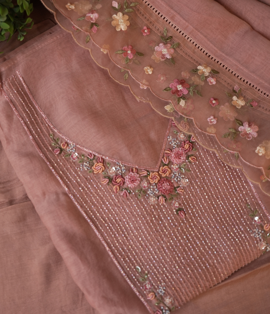 Sunehri Bagh Unstitched Suit Set