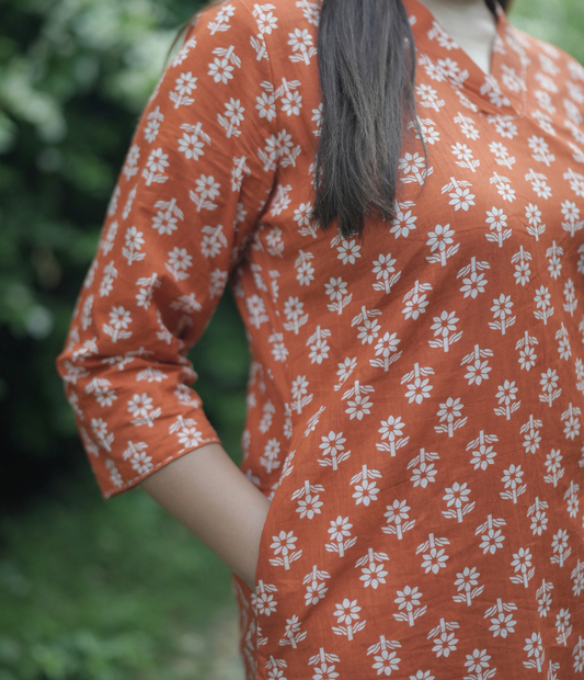 Gulnar Kurta