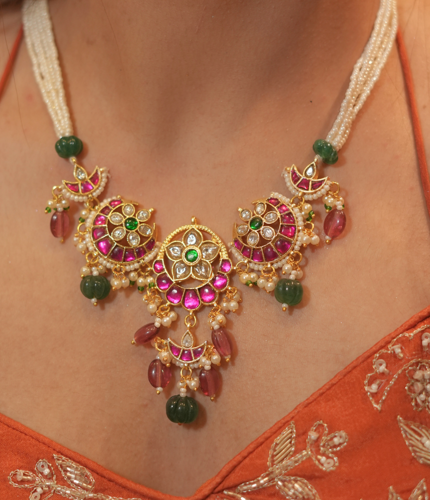 Adaa Set