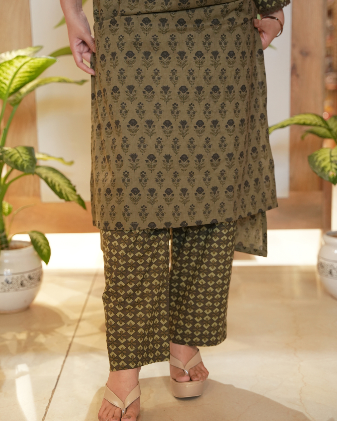 Nazakat Kurta Bottom Set