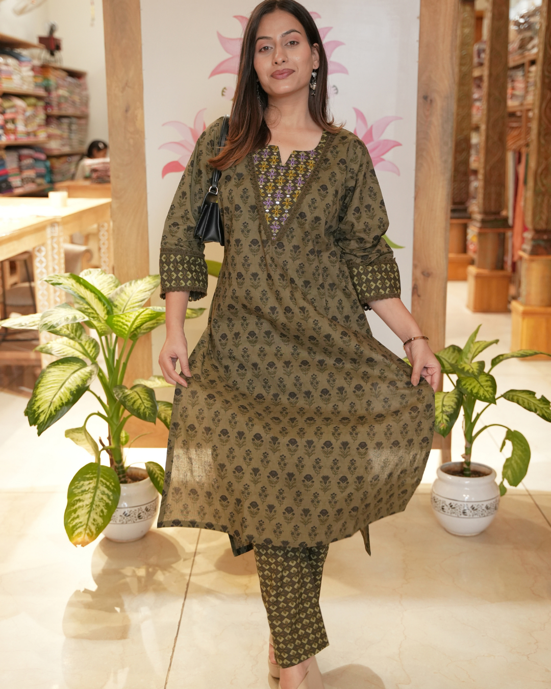 Nazakat Kurta Bottom Set