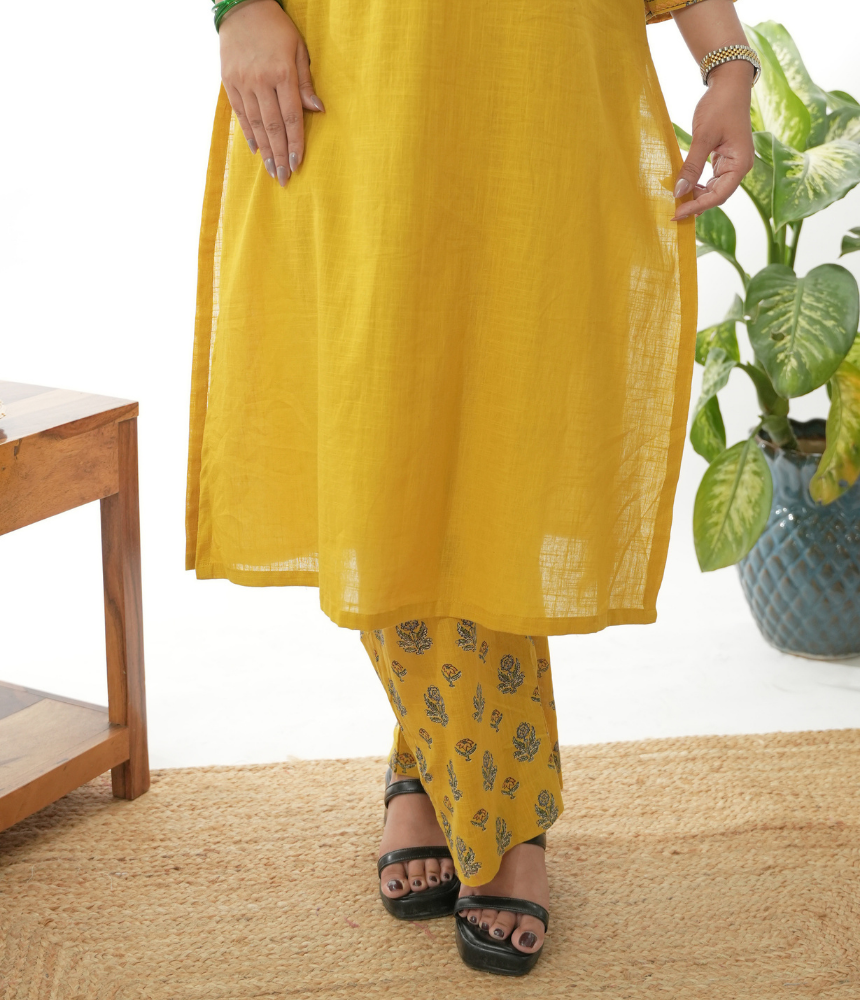 Lavanyika Kurta Bottom Set