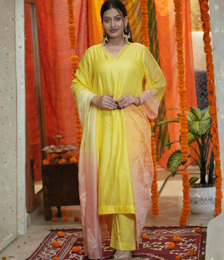 Tanirika Suit Set