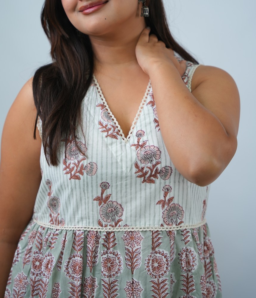 Daisy Charm Cotton Dress