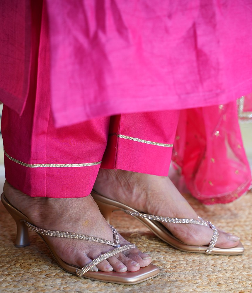 Lakshita Premium Linen Silk Suit Set