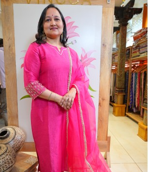 Lakshita Premium Linen Silk Suit Set