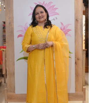 Surabhi Premium Linen Silk Suit Set