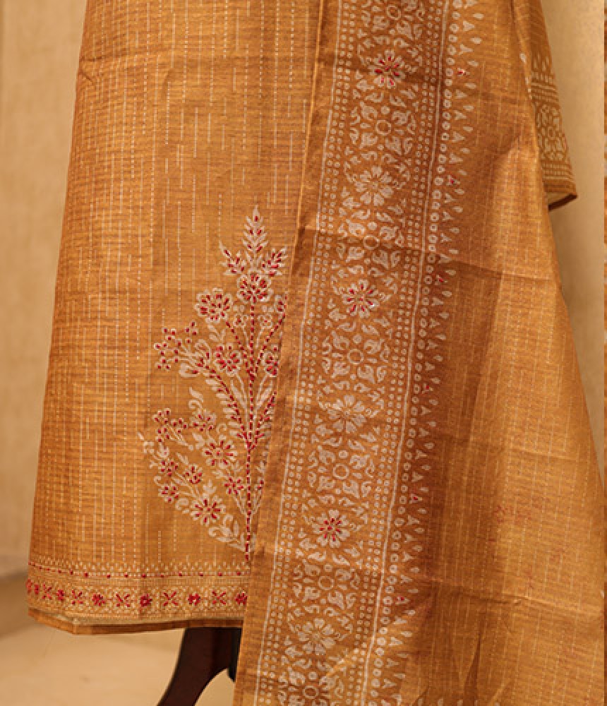 Sunehri Noor Handwoven Kurta Set with Embroidered Dupatta